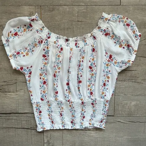 NWT Selfie White Floral Ruched Cottagecore Prarie Peasant Festival Crop Top S