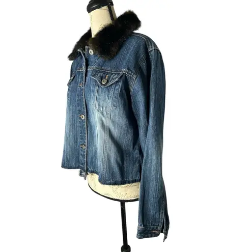 Route 66 Lightly Distressed Denim Jacket Womens L Blue Faux Fur Collar & Raw Hem