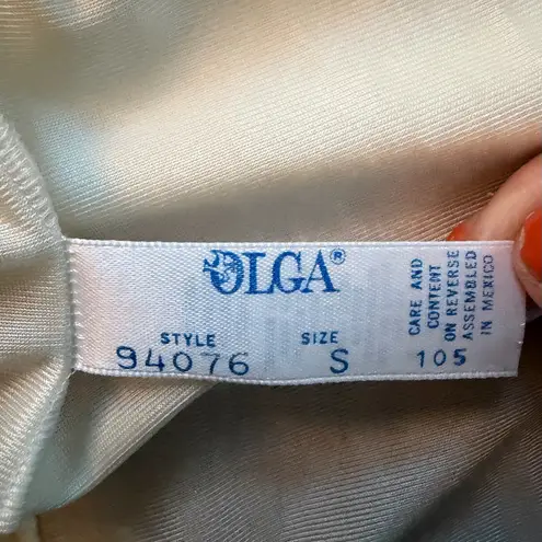 Vintage Olga Collection Long Nylon Lace Ivory Robe Style 94076 Small