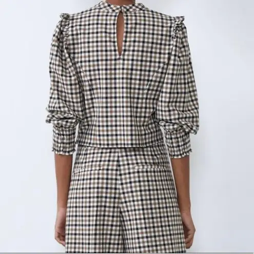 ZARA  Gingham Neutral Plaid Blouse Ruffled Puff Sleeve Preppy Top S