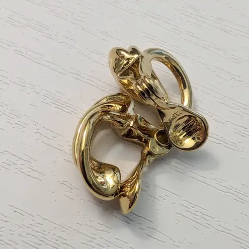 Vintage Clip On Earrings