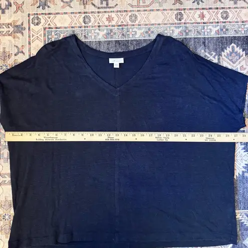 J. Jill Navy 100% Linen Drop Shoulder V