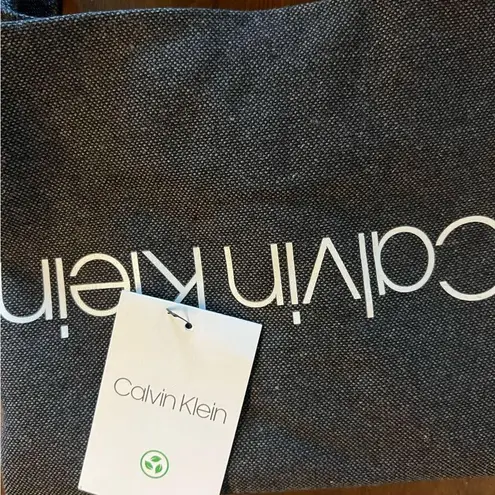 Calvin Klein NWT  Reuseable Tote Bag Gray Spellout Green Bag - Image 6