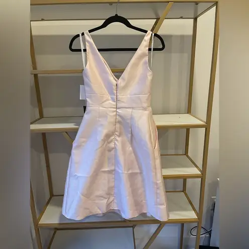 Alfred Sung New With Tags Pink V-Neck A-Line Dress size 2 with pockets