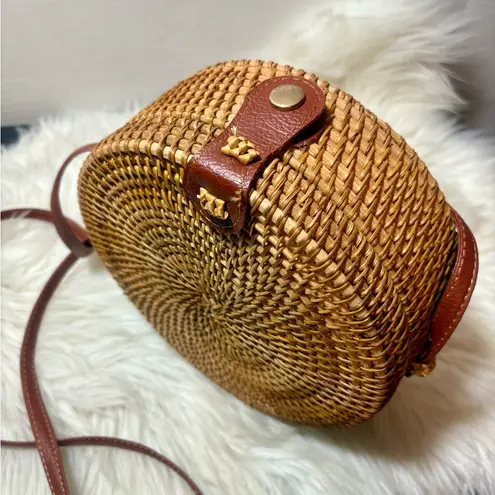 Beautiful Round Tan Rattan Crossbody Bag