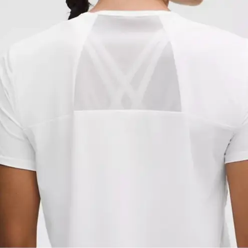 Lululemon ‎ white sculpt top size 6