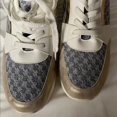 Elegant Women's Platform Sneakers