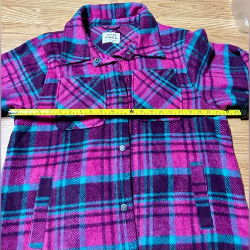Ashley by 26 International 🏷️🏷️ outerwear sz L plaid shacket