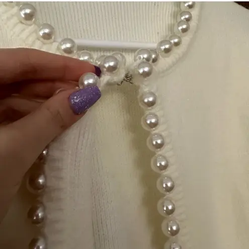 Commense Pearl Trim Ripped Hem Cardigan size large White