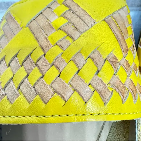 Latigo NEW  “Mabel” Yellow & Tan Woven Leather Western Style Flats Size 10