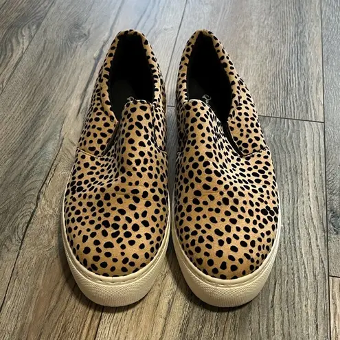 Qupid  cheetah print casual slip on platform sneakers women's size 9