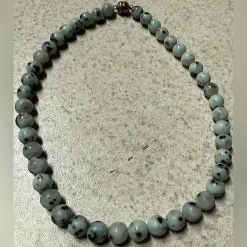 Elegant Kiwi Jasper Stone Beaded Necklace | Choker Black