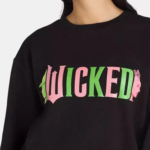 Universal Studios Women Wicked Black Graphic Sweatshirt Long Sleeves size XS