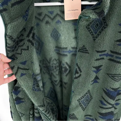 Bloomchic Green Black Sz 10 Aztec‎ Print Sherpa Fleece Jacket Full Zip Cozy Fall