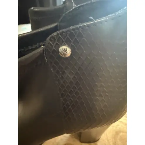 Vera Wang Simply Vera BLACK OPEN TOE‎ Faux LEATHER HEEL BOOTIES SIZE 7M Man Made Leather