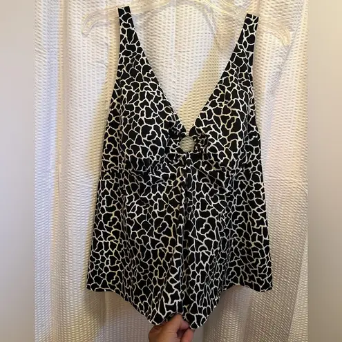Avenue Tankini Set Animal Print, Black & White, Size 22 W