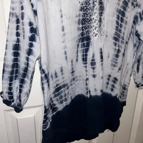 Dress Barn  Blue White Wash Tie Dye Quarter Sleeve Lightweight Blouse Casual XL