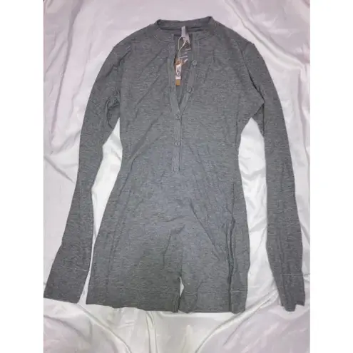 SKIMS 2X Soft Lounge Button Up Henley Onesie Romper in Heather Gray NWT