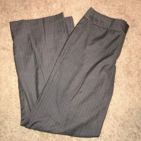 Jones Wear  GRAY STRIPED DRESS SLACKS SIZE 10