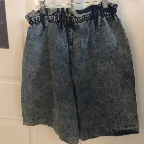 Jordache vintage jean shorts from 1990’s bleach 12