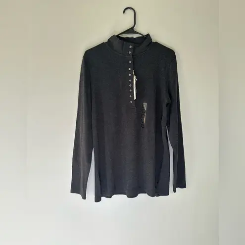 Natural Reflections NWT Long Sleeve Top