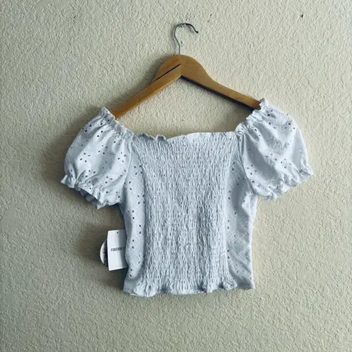 White Puff Sleeve Ruffled Blouse