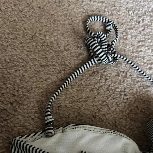 Black and white striped bandeau bikini top Blue bow removable strap swim beach Size M