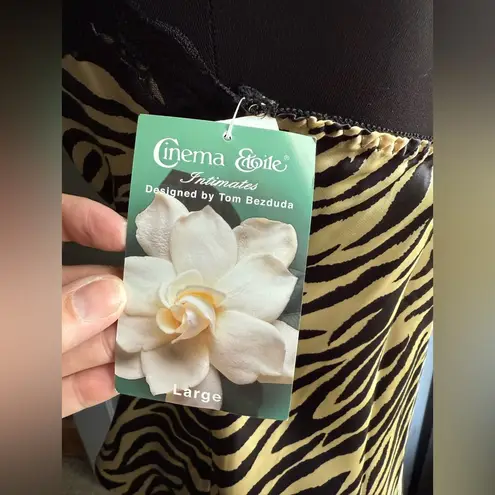 NOS vintage Y2K Cinema Etoile Intimates zebra print lace trim cami, size large Tan