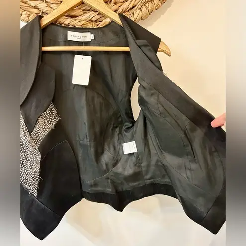 NWT Yiqing Yin Haute Couture Structured Vest with Feather Inserts Size 40 Black Size M