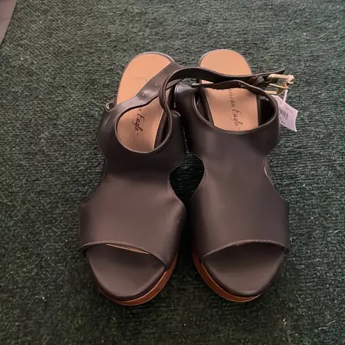 American Eagle NWT  Leather Wedges