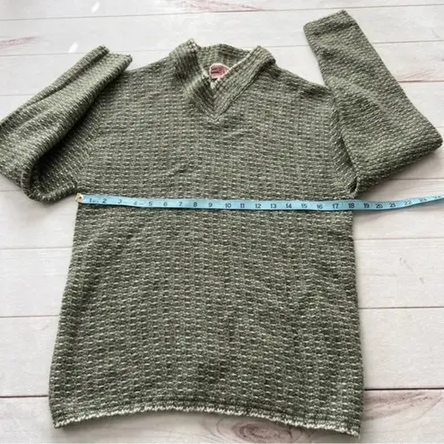 Vintage Imported Lyons Burbank 100% imported wool Green sweater size 40 …