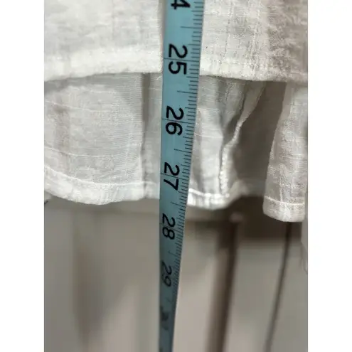 Studio B Beige/White Striped Short Sleeve Buttons V Neck Size Small High/Low Tan