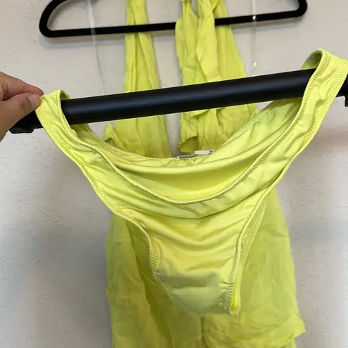 House Of CB  OLESSIA ACID LIME BACKLESS HALTER MAXI DRESS NWOT gown size S neon