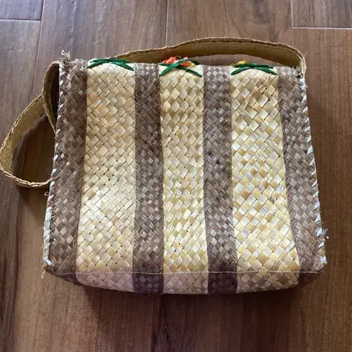 Vintage Woven Wicker Straw Raffia Floral Bag Tan