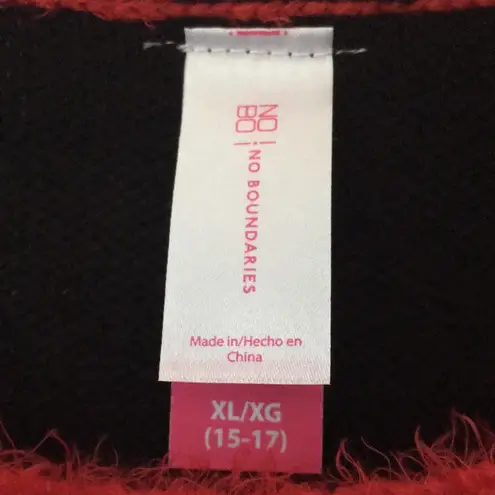 No Boundaries FINAL MARKDOWN Juniors’  Holiday Sweater (XL 15-17)