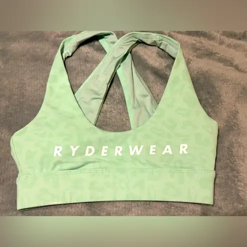 Ryderwear 2 piece Mint Green Sports Bra & Shorts Set