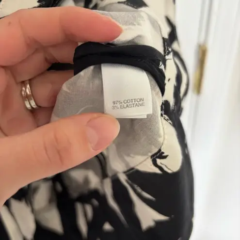 St. John SoCa Black White Patterned Dress Size Small FLAW