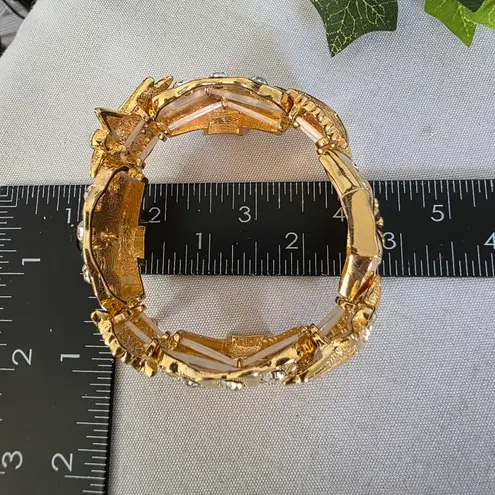 Vintage Chunky Gold Seashell Starfish Statement Bracelet