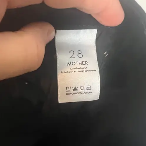 MOTHER Denim MOTHER- Looker Ankle Fray Guilty As Sin Stretch Black Denim