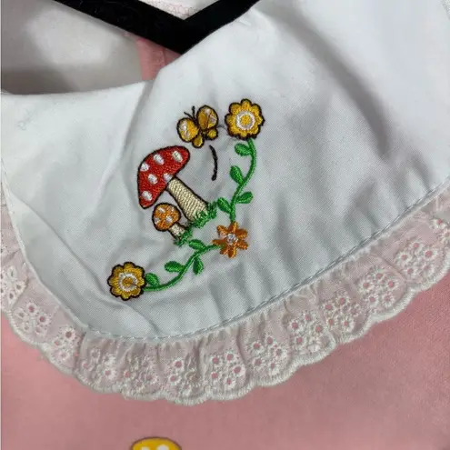 Sanrio Hello Kitty and Friends Strawberry Shortcake Pink Sweatshirt Collared Size M