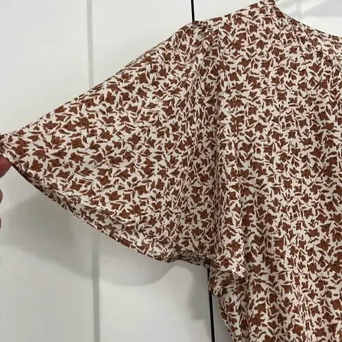 Wishful Thinking Small Brown Floral Pattern Curved Hem Short Sleeve Maxi Dress