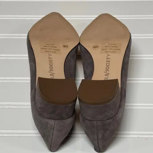 Sole Society Suede Pom Pom Pumps Mirem Porcini Low-Heel Pumps Size 5