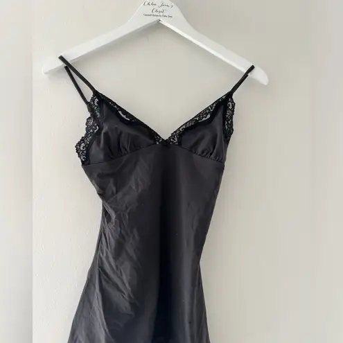 SKIMS Black Fits Everyone Lace Triangle Onesie M