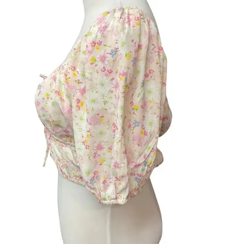 Elodie Floral Print Short Sleeve Scoop Neck Rayon Cropped Top Size Medium NWT