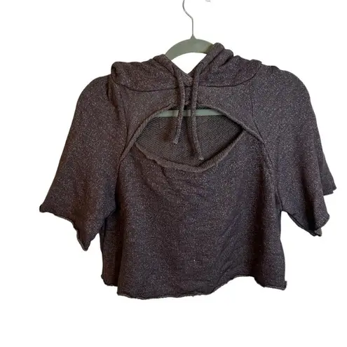 Vimmia Short Sleeve Cropped Cut Out Hoodie