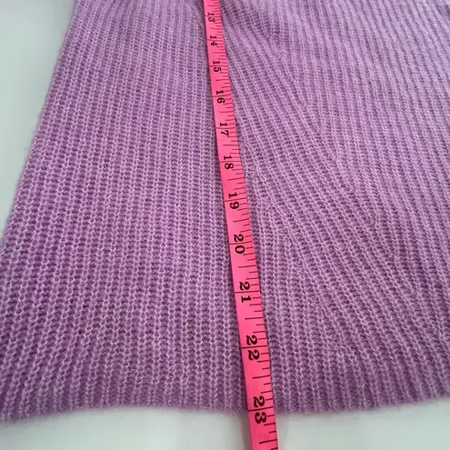 Hugo Boss NWT  mock neck sweater sz L light purple pink