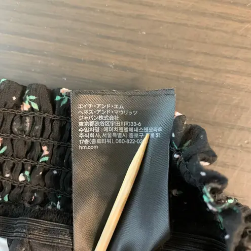 H&M Divided Black Floral Tiered Ruffle Mini Skirt Smocked Waist Small Whimsigoth