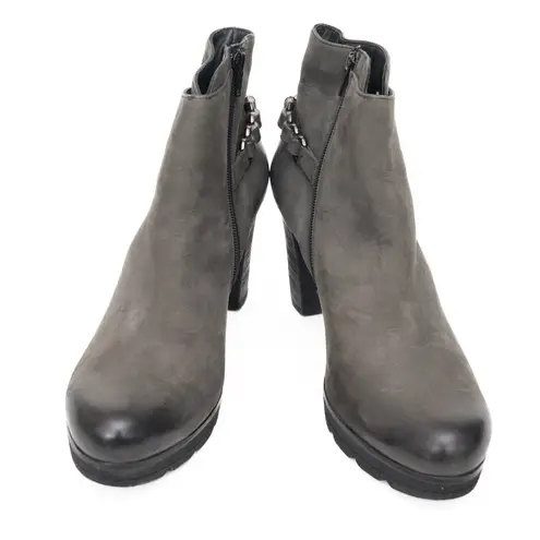 Paul Green - New! Darcy Chain Round Toe Leather Bootie