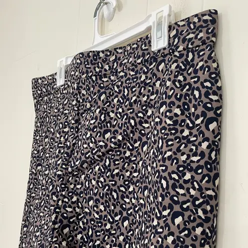 Rafaella Leopard Print Pull On Capri Pants Stretch ~ Women’s Size 16