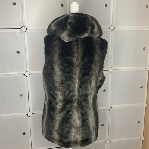 Kristen Blake Black & Faux Fur Reversible Hooded Vest Size Small